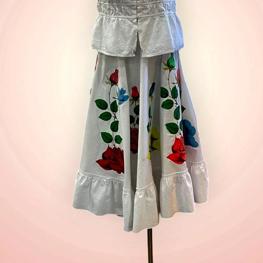 Handmade upcycled White Full Circle Skirt Hand Painted Rose Appliqués, One Size - Picture 3 of 7